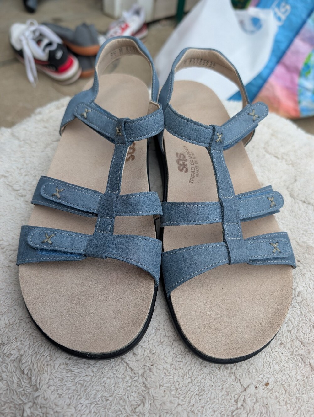 SAS Tripad Comfort Light Blue Leather Velcro Sandals Size 9.5M NWOT